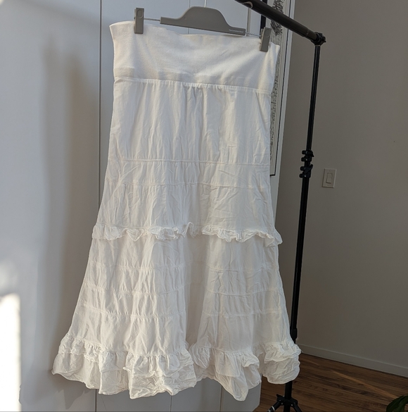 edmee & lilie Dresses & Skirts - Edmée & Lilie White Ruffled Skirt With High Waistband